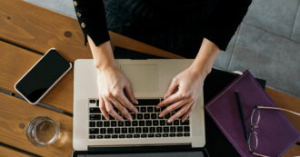 Copertina di Dietrofront sul lavoro agile, perché molte aziende (e pure Palazzo Chigi) richiamano in sede i dipendenti