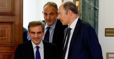 Copertina di Addio Mediobanca, la incorpora Mps