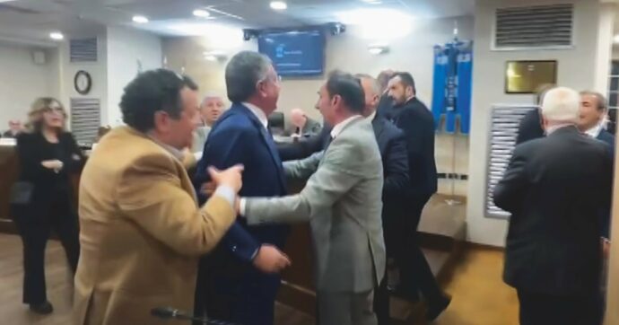 Il Bengodi  lucano: indennità record, rimborsi e ora i vitalizi