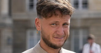 Copertina di Omicidio Lione, cresce la tensione: falso allarme bomba nella sede de la France Insoumise. Fermato un secondo assistente del partito