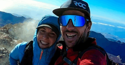 Copertina di Thomas Plamberger a processo: ha lasciato morire la fidanzata in montagna a -20°. Lui si difende: “Ci consideravamo esperti, era in salute”