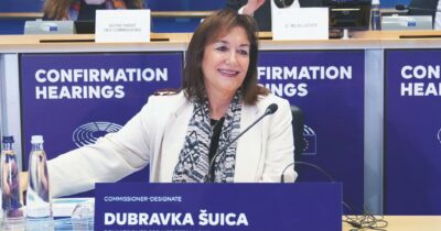 Copertina di Sinistra: Ursula “Patetica” come Meloni