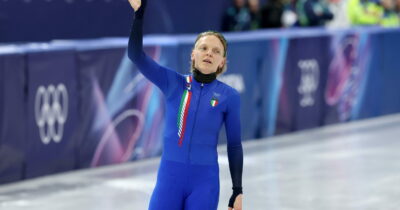 Copertina di Milano-Cortina, short track: si chiude con un 5° posto nei 1500 la leggendaria storia olimpica di Arianna Fontana