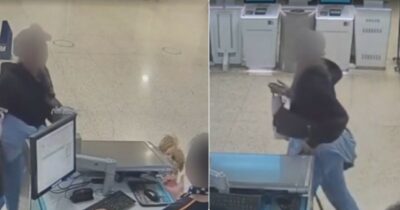 Copertina di Abbandona il cane in aeroporto perché non può salire a bordo. “Si è voltata senza nemmeno degnare di uno sguardo il cucciolo che la guardava confuso”: arrestata