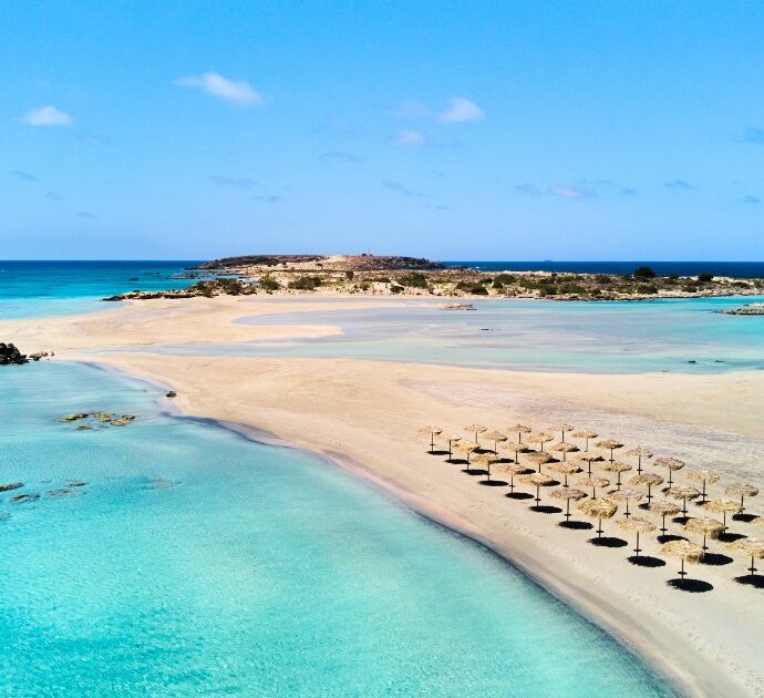 La classifica delle 10 spiagge più belle del mondo 2026: l’Italia in lista con La Pelosa e Lampedusa, ecco chi c’è sul podio