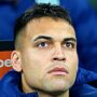 Copertina di L’Inter perde Lautaro nel mese in cui si gioca tutto: risentimento al soleo. Quando torna e quante partite salta