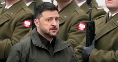 Copertina di Cia e MI6 rivelarono i piani del Cremlino, ma Zelensky li ignorò