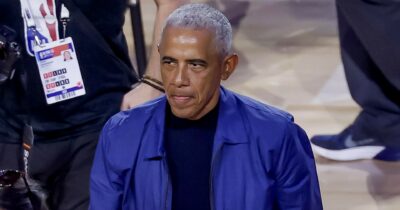 Copertina di Trump-Obama e quel cadavere alieno nascosto dentro l’Area 51