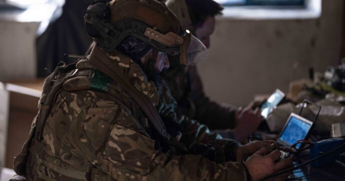 Avanzata record delle truppe ucraine: riconquistati 201 chilometri quadrati in 5 giorni. “Grazie al blocco di Starlink per i russi”