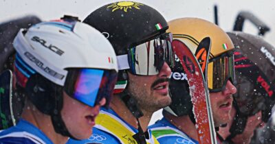 Copertina di L’Italia è devastante nello ski cross: oro per Deromedis, argento per Tomasoni. Storica doppietta azzurra