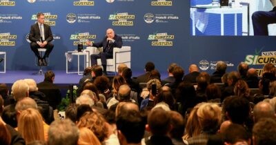 Copertina di Arriva il ministro Nordio, a Pompei studenti precettati: “Venite a sentirlo”