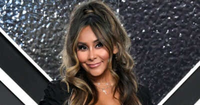 Copertina di “Ho un cancro, devo operarmi. Il 2026 non sta andando come volevo”: l’annuncio della star di “Jersey Shore” Nicole ‘Snooki’ Polizzi