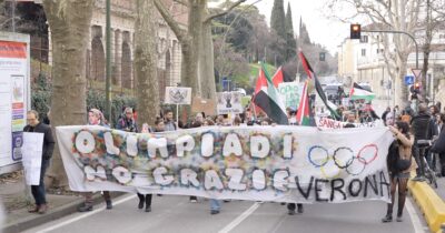 Copertina di “L’eredità delle Olimpiadi? Debiti per tutti noi”: il corteo a Verona contro i Giochi costati 7 miliardi