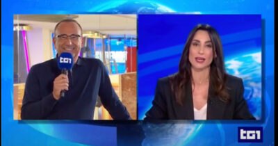 Copertina di Sanremo 2026, Carlo Conti annuncia Giorgia Cardinaletti co-conduttrice della finale di Sanremo. La reazione in diretta della giornalista del Tg1: “Non è uno scherzo?”