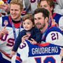 Copertina di Chi è Johnny Gaudreau: la vera storia dietro l’oro degli Usa nell’hockey. La dedica commovente al compagno di squadra ucciso