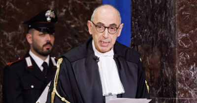 Copertina di Corte dei Conti, il pg contro la riforma: “Gerarchizzare i pm mina l’autonomia. Preoccupa la separazione delle funzioni”