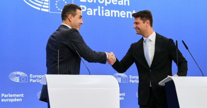 Vannacci esce dal gruppo dei Patrioti in Ue. Ufficializzata l’entrata nei Sovranisti guidati da AfD