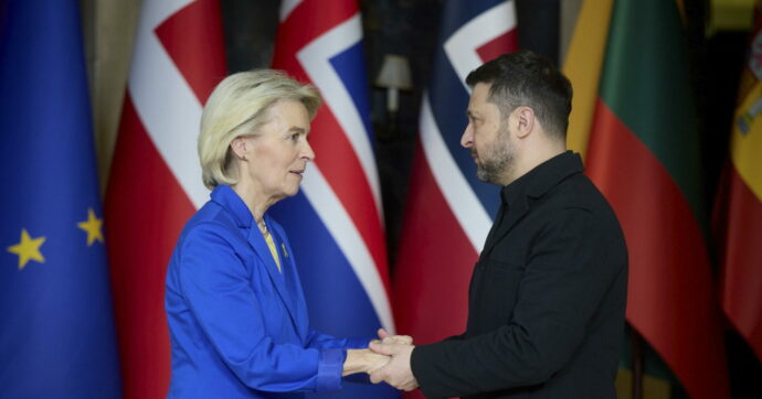 Ucraina, botta e risposta tra Zelensky e von der Leyen nell’anniversario dell’invasione. Dall’oleodotto Druzhba all’adesione: i punti di frizione
