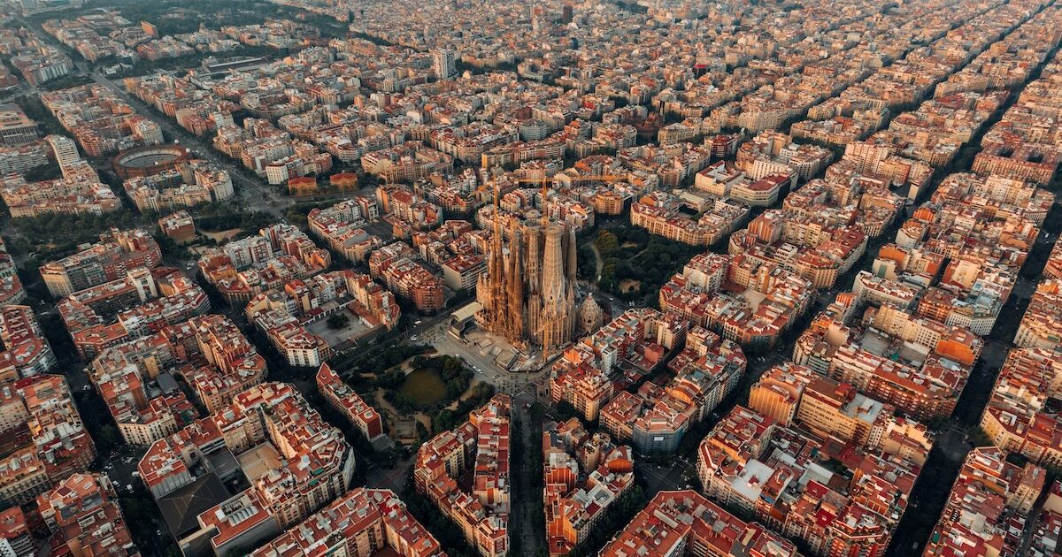 21enne italiano in coma farmacologico a barcellona aggredito da un gruppo di giovani fuori da un locale da Ilfattoquotidiano.it 21enne italiano in coma farmacologico a barcellona aggredito da un gruppo di giovani fuori da un locale