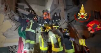 Copertina di Esplode e crolla una palazzina nel Veronese: un uomo è morto sotto le macerie. Tre le persone estratte vive