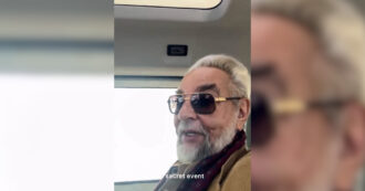 Copertina di Faccia a faccia tra Sandokan a Sanremo, Kabir Bedi in viaggio per una “missione segreta” nella serata di Can Yaman – Video