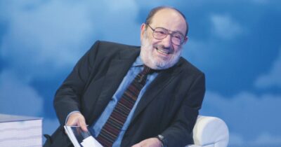 Copertina di ‘’Caro Umberto Eco, ho riscritto le indagini di Guglielmo da Baskerville perché lei  le ha sbagliate dal primo ammazzato all’ultimo’’: l’omaggio di Loriano Macchiavelli al professore