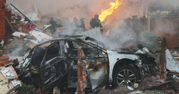 Da Odessa al confine dopo l’attacco russo  per fuggire dal fronte