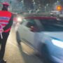 Copertina di Sale a 1000 euro la multa per guida senza assicurazione, a 160 quella per veicoli a due ruote su marciapiede. Ma nel complesso le contravvenzioni scendono del 7%