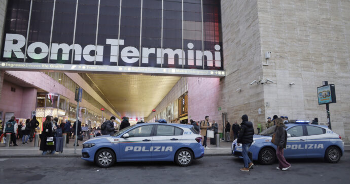 Furti alla Coin: chiesto l’arresto della cassiera complice di poliziotti e carabinieri. Il “privilegio” catturato in telecamera