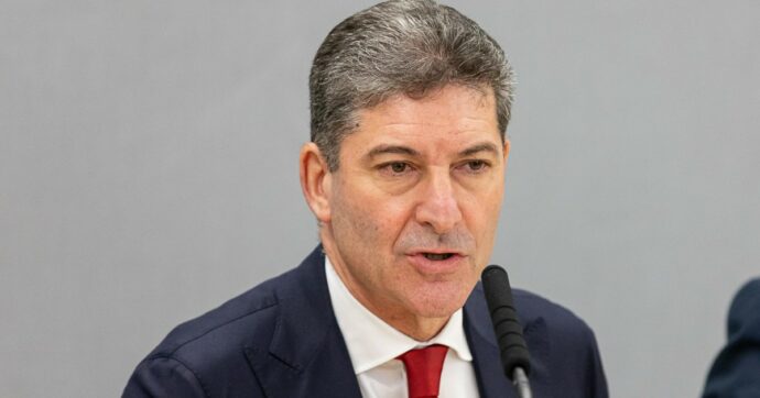 Agente killer a Rogoredo, il capo della polizia Pisani: “Destituzione immediata per lui e verifiche sugli altri”