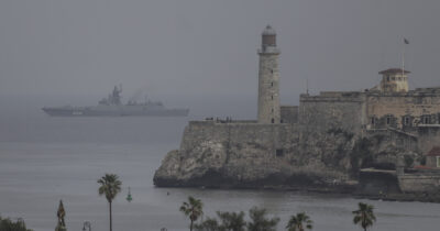 Copertina di Cuba spara contro un’imbarcazione civile Usa di fronte alle sue coste, 4 morti. L’Avana: “Avevano un arsenale, erano terroristi”