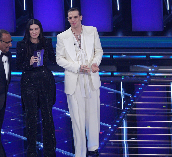 Seconda serata: Lauro immenso e Pausini scioltissima. Ma trenta canzoni erano davvero necessarie?