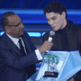 Copertina di Sanremo 2026, la diretta della terza serata: Filippucci vince la Categoria Giovani. Premio della critica a Bove, 15 Big in gara e Irina Shayk co-conduttrice
