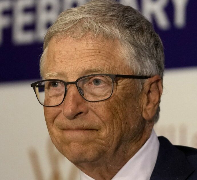 “Non ho mai avuto una malattia a trasmissione sessuale, ecco i nomi delle mie tre amanti. Epstein li sapeva e voleva ricattarmi”: Bill Gates rompe il silenzio sulle sue relazioni segrete