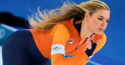 Copertina di La tuta di Jetta Leerdam alle Olimpiadi va all’asta: cifre da capogiro e beneficienza per il “suo” club