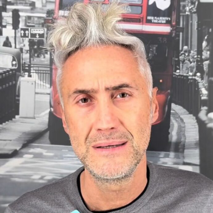 Vincenzo Schettini a Sanremo, il prof da 5 milioni di follower chiamato dal Ministero. Ma sui social è polemica dopo le testimonianze di ex studenti