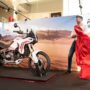 Copertina di Ducati, anteprima della seconda generazione di DesertX nel nuovo showroom di Roma