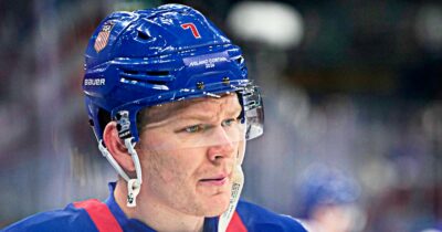 Copertina di “Canadesi bast***i, mangiano sciroppo d’acero”: la Casa Bianca diffonde un video con l’AI di Tkachuk. Il campione NHL si infuria