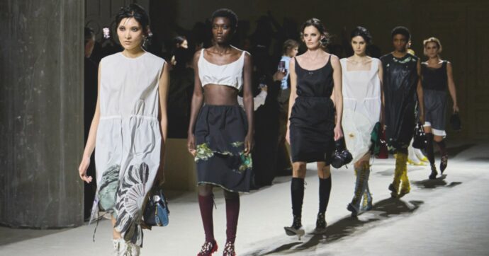 Io, noi, il brand: anatomia della Fashion Week 2026