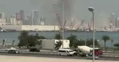 Copertina di Medio Oriente in fiamme: l’Iran replica attaccando obiettivi Usa. Arabia Saudita: “Colpita Riad, ci riserviamo il diritto di rispondere”