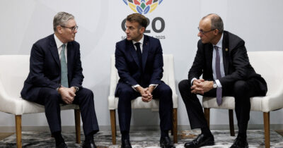 Copertina di Francia, Germania e Uk contro l’Iran: “Cessi gli attacchi”. Solo Sánchez critica Trump: “Rifiutiamo azioni unilaterali”