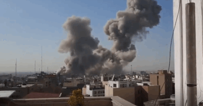 Copertina di Usa e Israele attaccano l’Iran, sui social le immagini delle esplosioni a Teheran