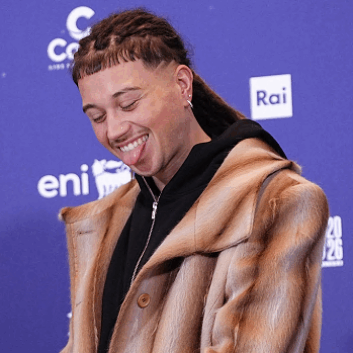 “Le tensioni in Iran? Temo sia il solito capriccio americano e spero non vada oltre. Il mio invito è a una presa di coscienza”: così Sayf a Sanremo 2026