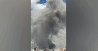 Nuovi bombardamenti a Teheran: colonne di fumo nel cielo della capitale. Israele: “Colpita tv di stato iraniana”