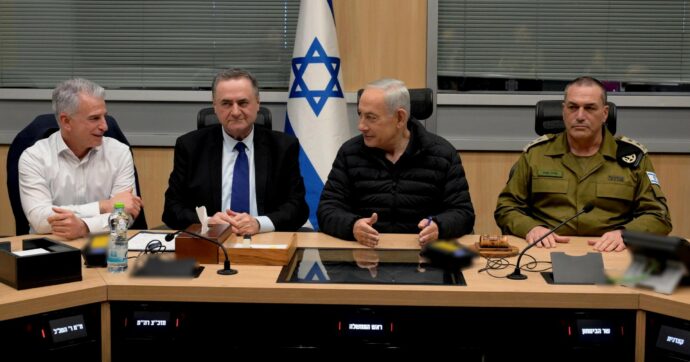 Israele: la missione di Bibi per restare al potere: già 9 vittime e caos regionale