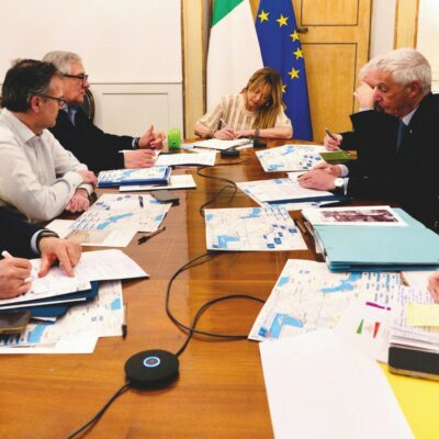 Copertina di Attacco all’Iran, i Servizi: Roma e Londra tenute all’oscuro dei raid