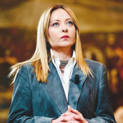 Copertina di Nuovo attacco di Meloni ai magistrati: “Ci impediscono di governare”. E sulla famiglia nel bosco annuncia l’invio degli ispettori