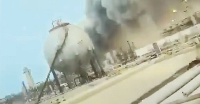 Attacco all’Iran, salgono i prezzi dell’energia: danni per Cina e Ue. Putin rifiata