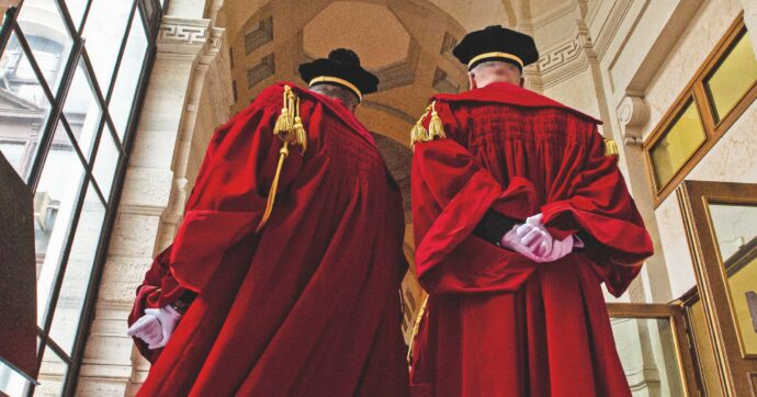 Nordio  salva-indagati: “Con il Sì allentiamo l’arresto preventivo”