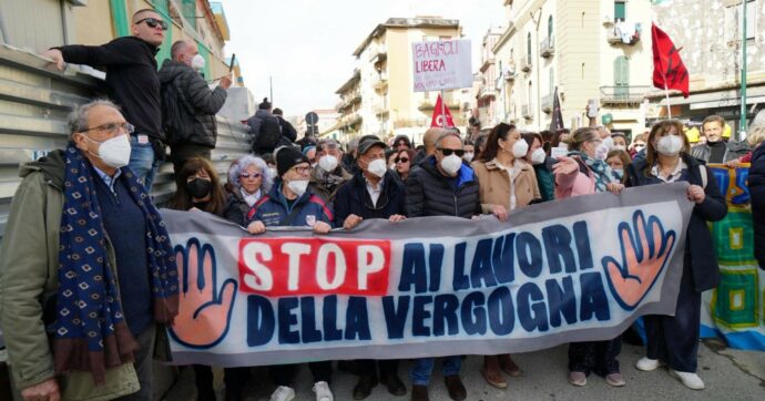 Bagnoli, scontri e liti  al consiglio comunale